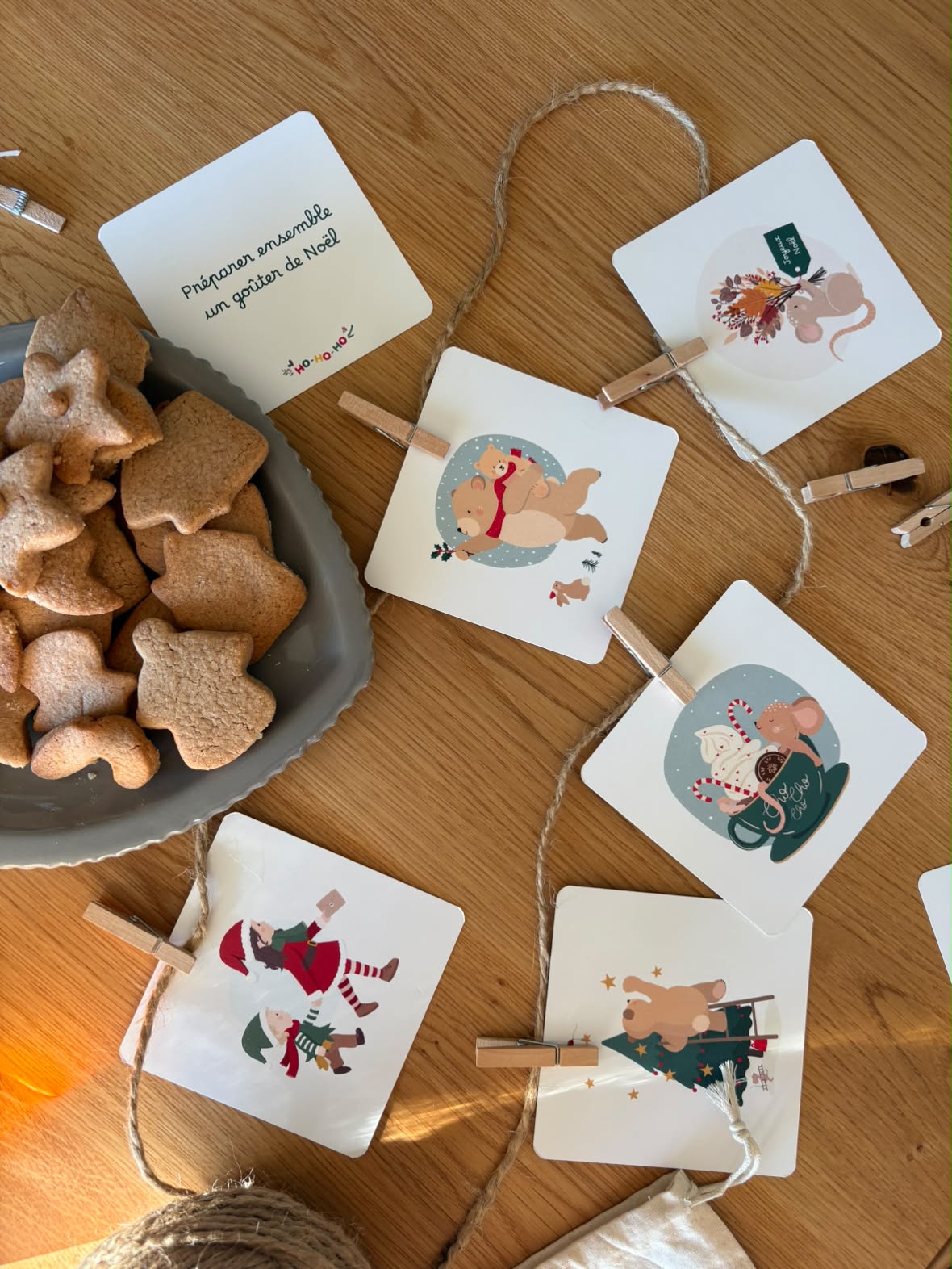 Calendrier de l’Avent illustré et réutilisable - 24 cartes d’activités de Noël - PREVENTE - Lune Trois-Quarts